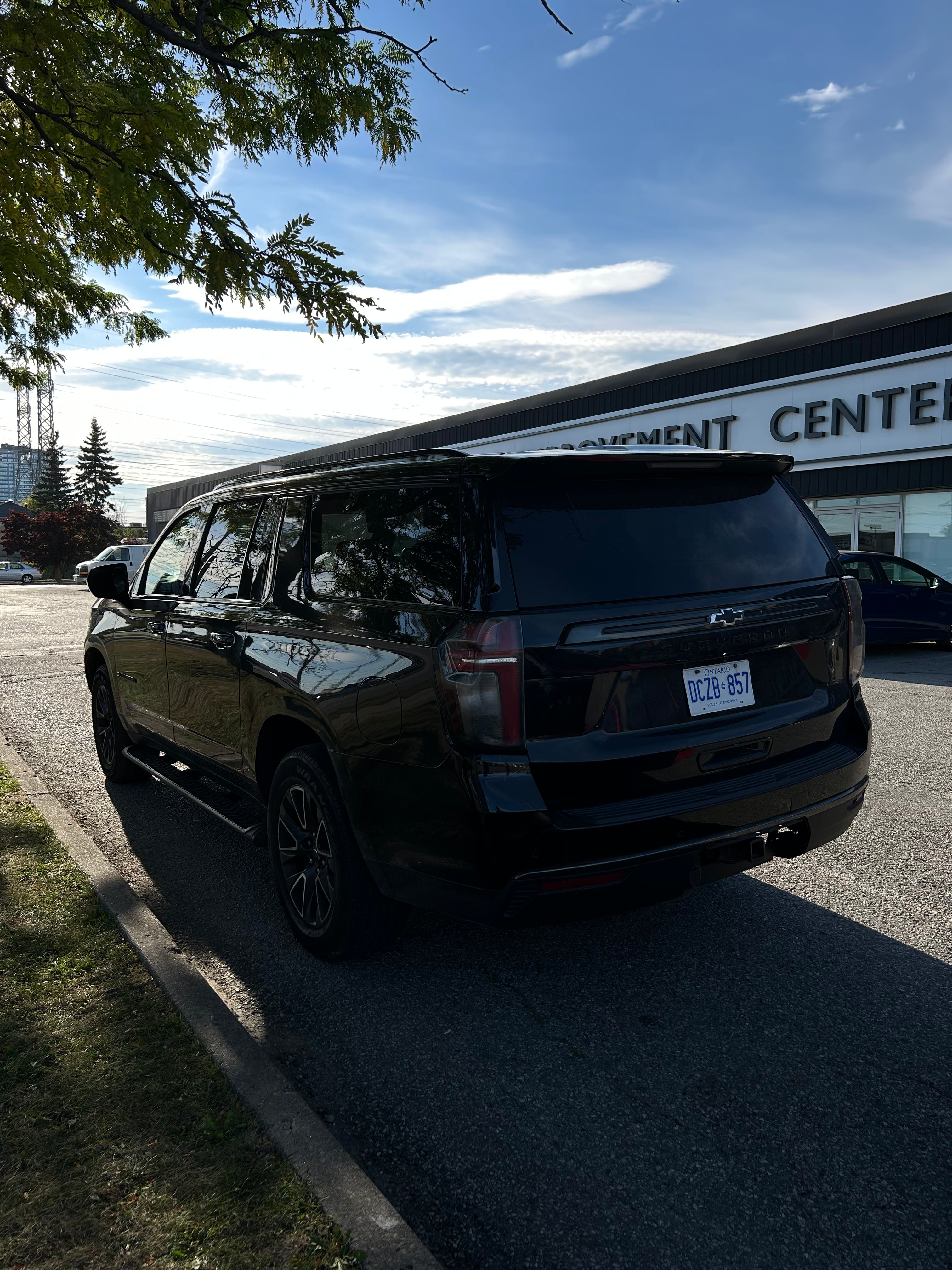 Chevy Suburban RST