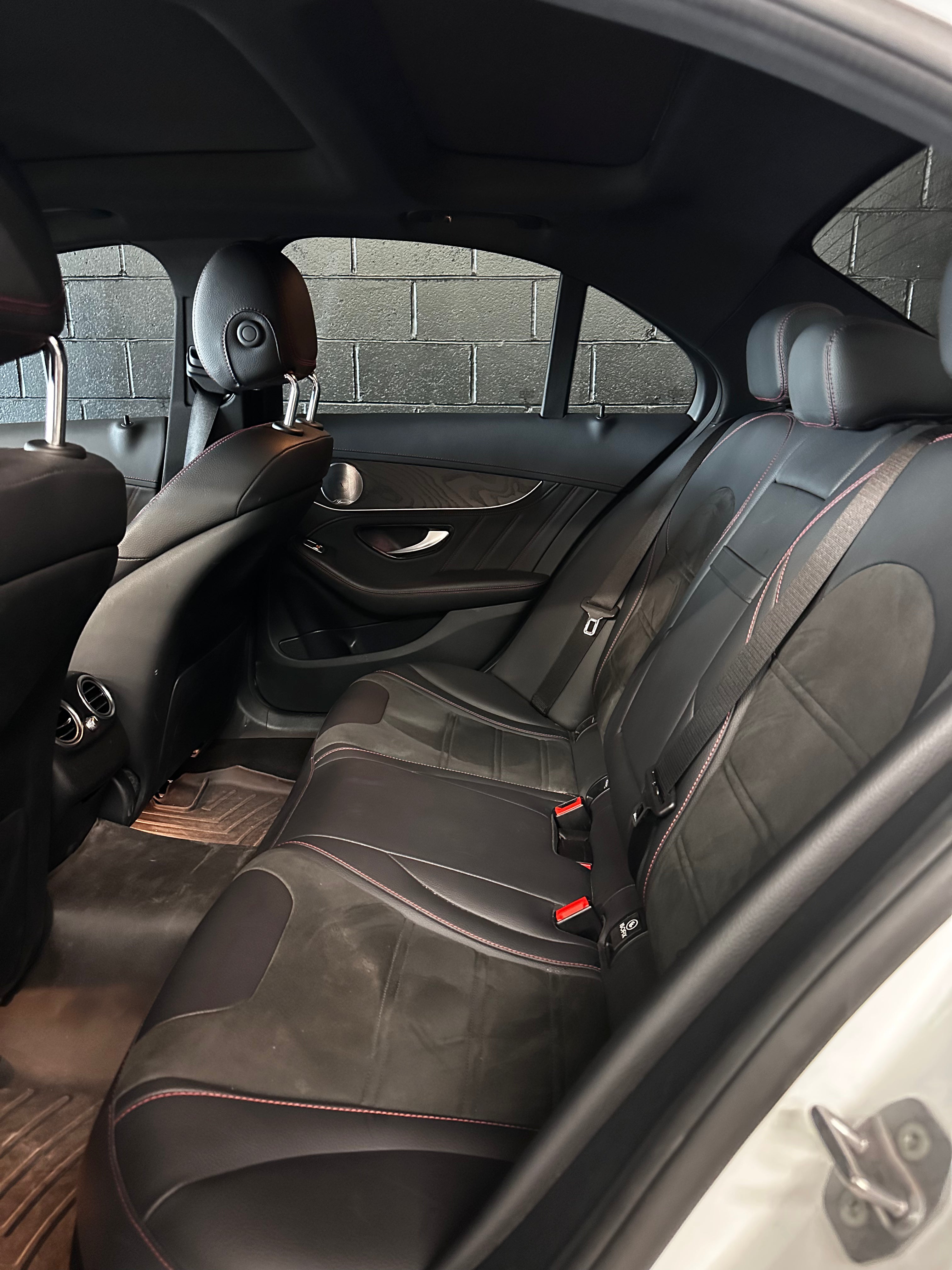Mercedes-Benz C43 AMG